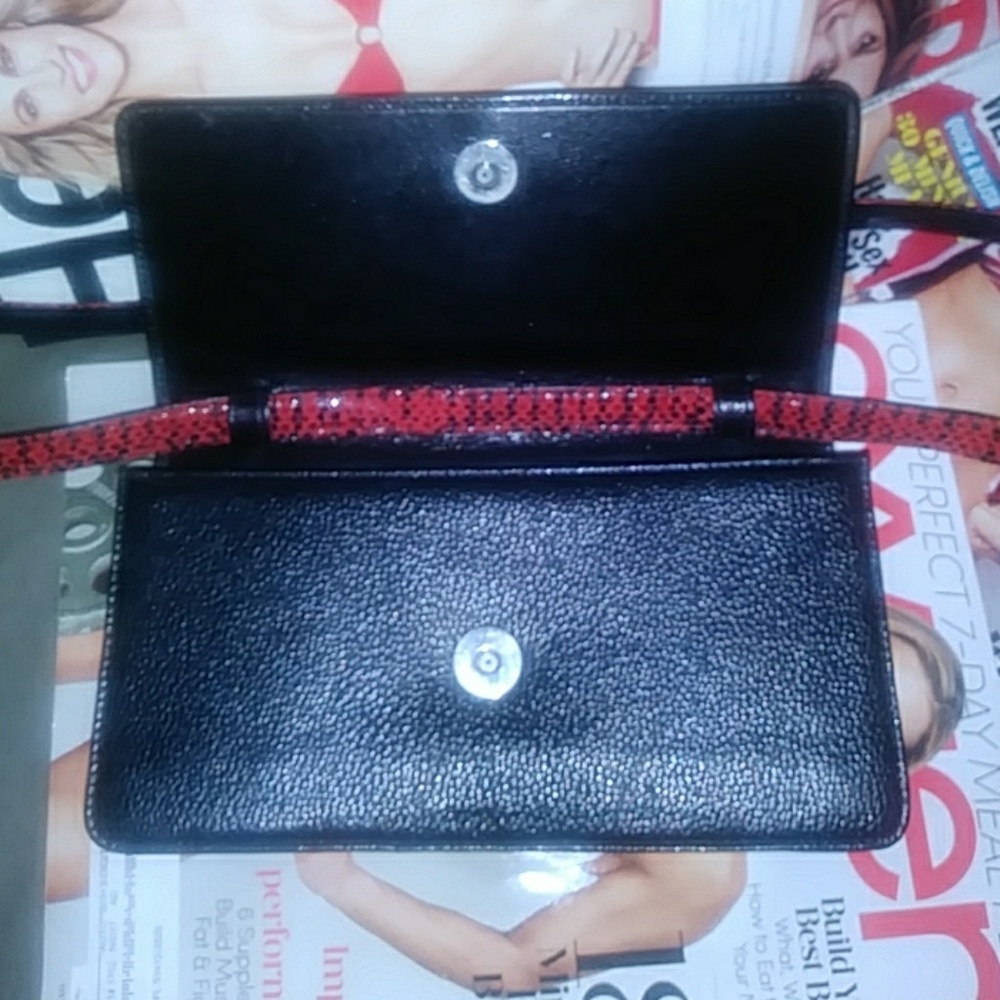 Tusk clutch - Picture 2 of 7